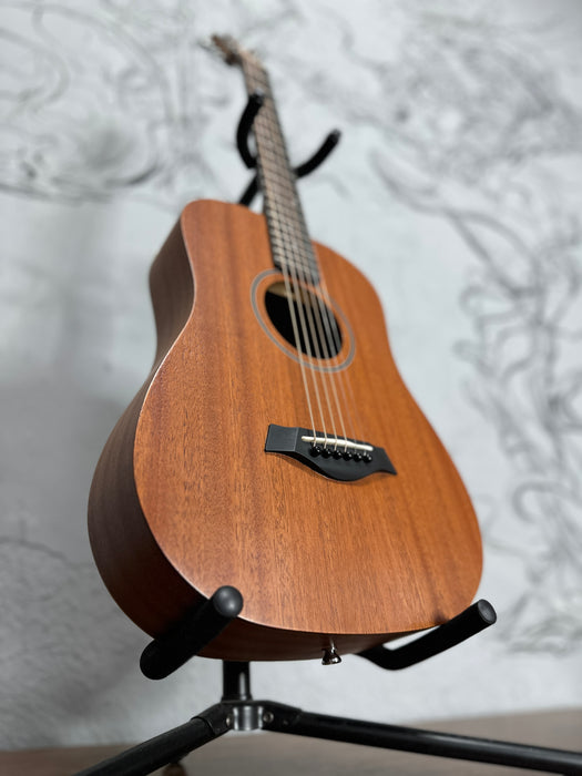 Taylor Baby Mahogany (BT2)