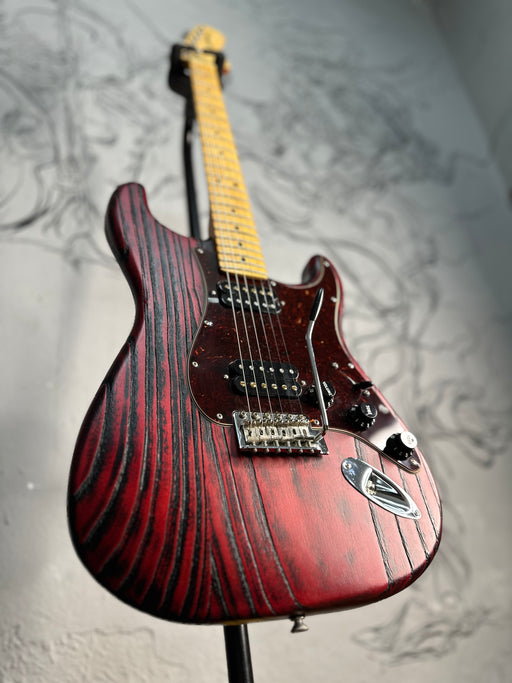 Fender Limited Edition Sandblasted Ash Stratocaster 2014- Crimson Red Transparent