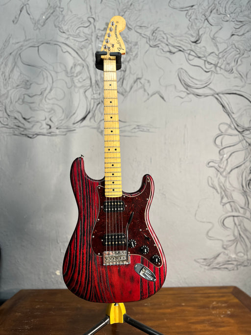 Fender Limited Edition Sandblasted Ash Stratocaster 2014- Crimson Red Transparent