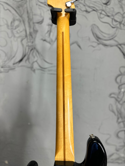 Fender Jazz Bass - 5 Cuerdas MIM 1993 con Case