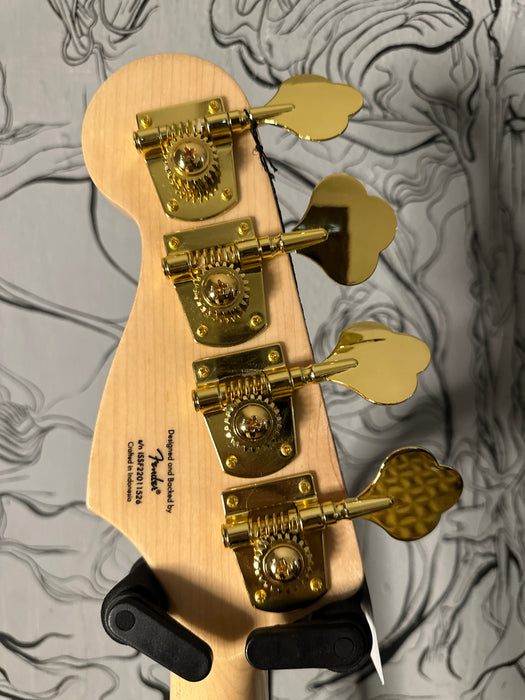 SQUIER 40TH ANNIVERSARY JAZZ BASS®