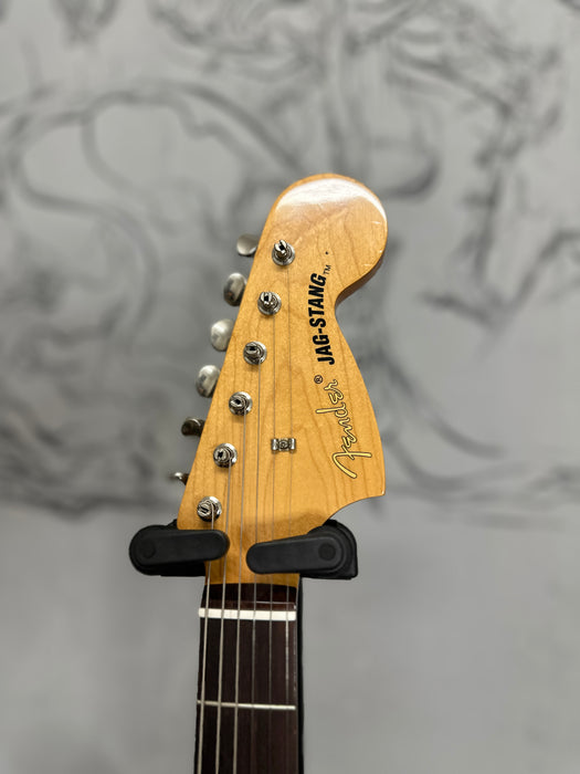Fender Kurt Cobain Jag-Stang 2022 con Gigbag