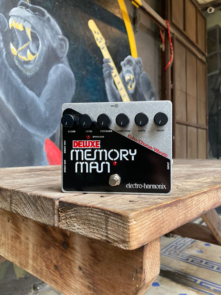 Electro-Harmonix Deluxe Memory Man XO USADO