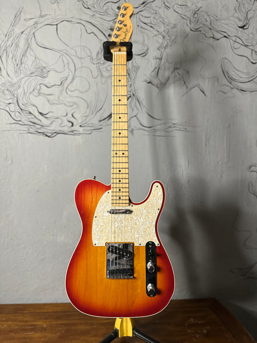 Fender American Deluxe Telecaster with Maple Fretboard 2013- Aged Cherry Burst