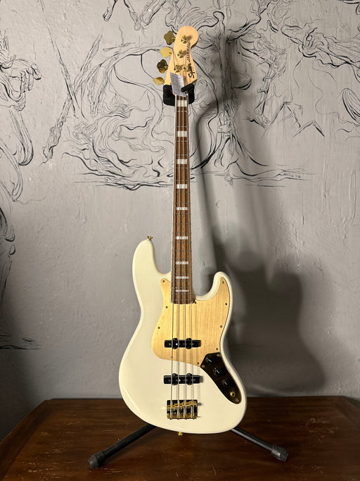 SQUIER 40TH ANNIVERSARY JAZZ BASS®