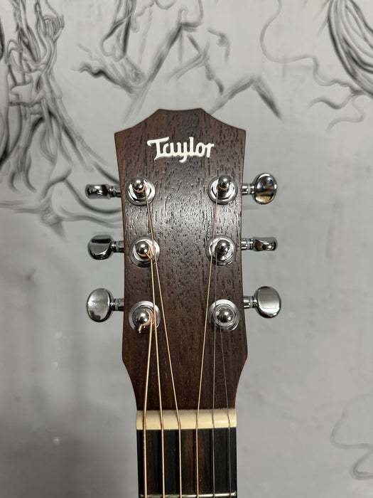 Taylor Baby Mahogany (BT2)
