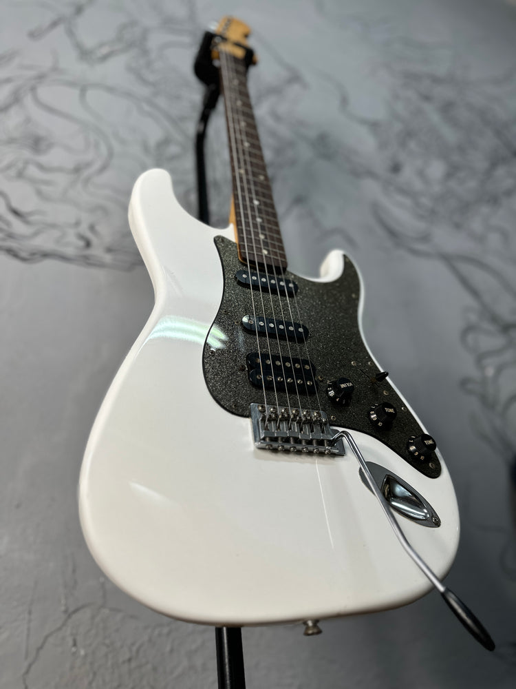 Squier FSR Affinity Series Stratocaster HSS Electric Guitar, Laurel FB, Olympic White