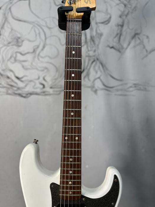 Squier FSR Affinity Series Stratocaster HSS Electric Guitar, Laurel FB, Olympic White