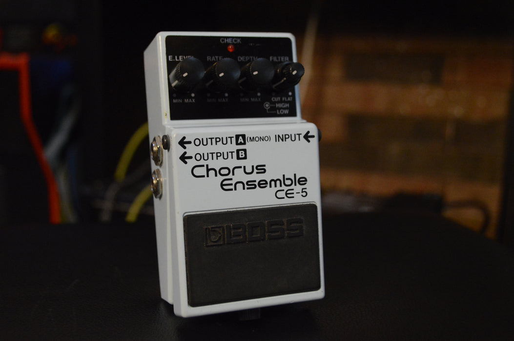 Boss Chorus Ensemble CE-5 USADO