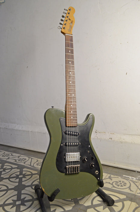 Fender Bullet 1981 Olive Drab Nitro Refinish USADOS