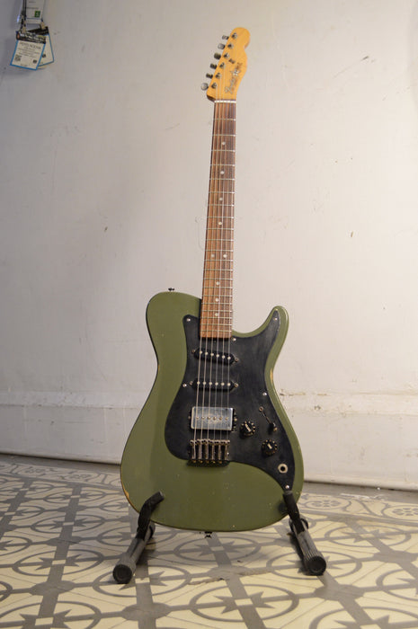 Fender Bullet 1981 Olive Drab Nitro Refinish USADOS