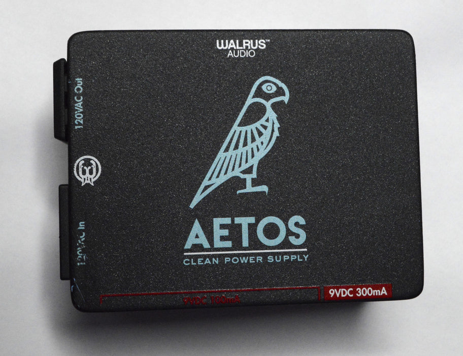 AETOS Walrus Fuente con 8 outputs USADA