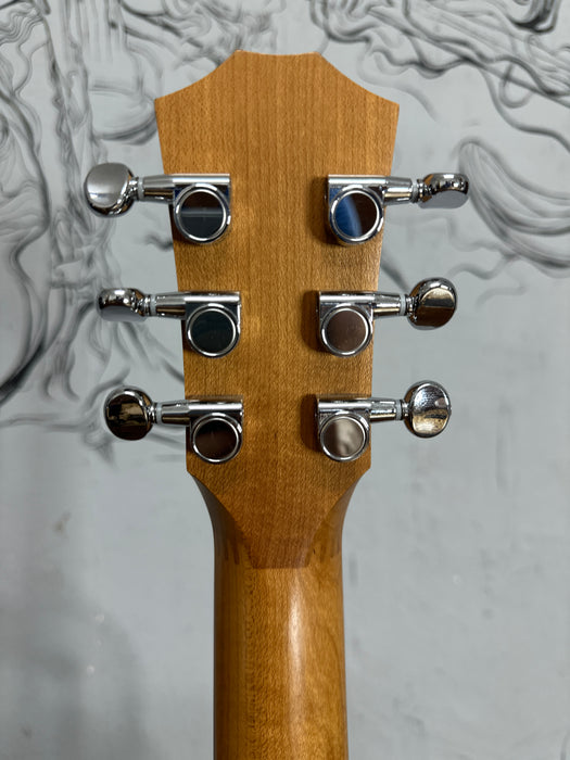 Taylor Baby Mahogany (BT2)