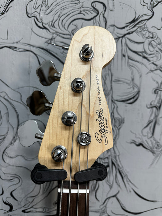 Squier Precision Bass Debut