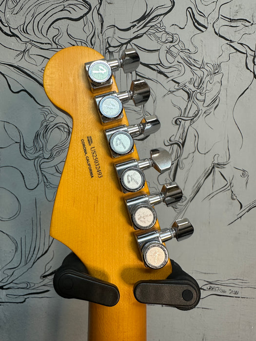 Fender American Ultra Luxe Vintage '60s Stratocaster HSS - Fiesta Red 2025