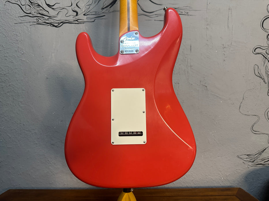 Fender American Ultra Luxe Vintage '60s Stratocaster HSS - Fiesta Red 2025
