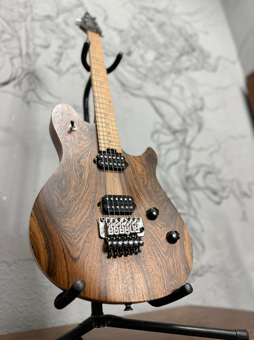 EVH Wolfgang Standard Exotic Bocote Baked Maple Fingerboard, Natural