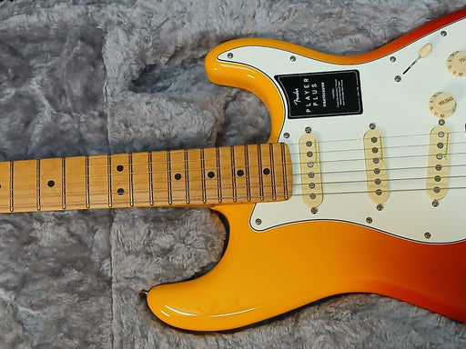 Fender Strat Player Plus Sunburst USADOS