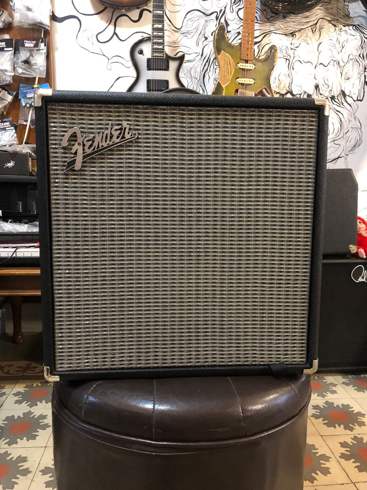 Fender Rumble 40 USADO
