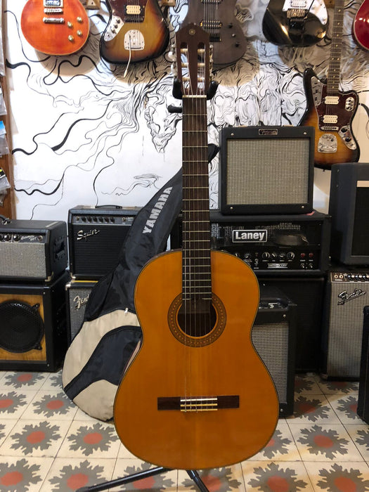 Yamaha Acustica CG142C USADA