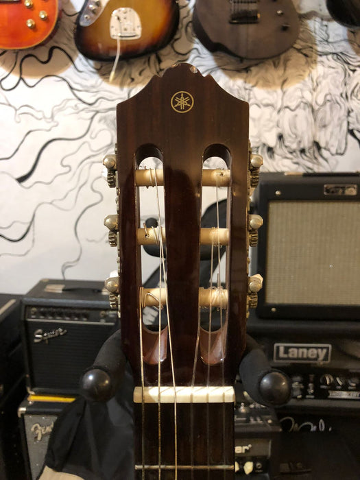Yamaha Acustica CG142C USADA
