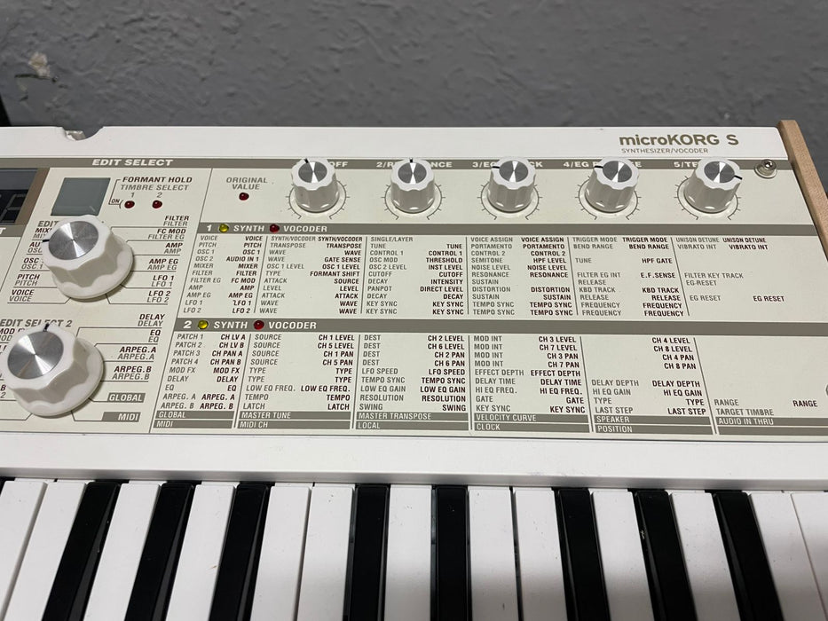 KORG MICROKORG S USADO