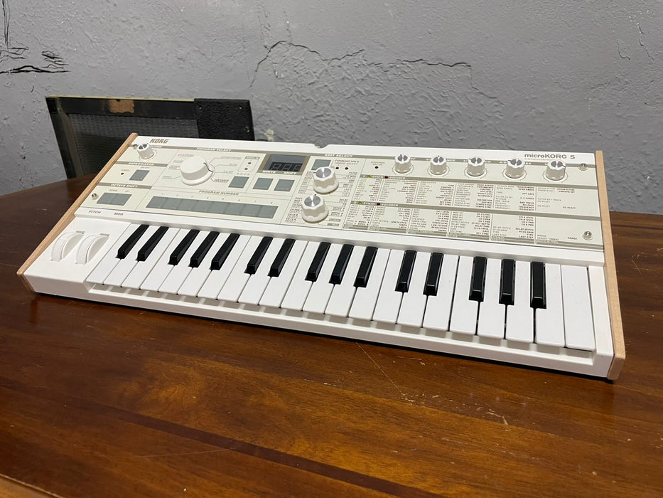 KORG MICROKORG S USADO