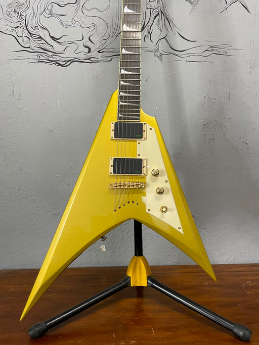 ESP LTD Kirk Hammett KH V Metallic Gold con case