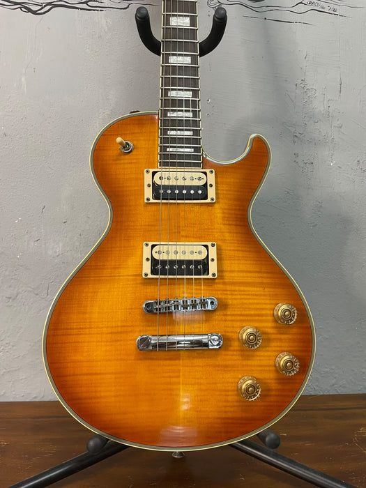 Dean Thoroughbred Deluxe con Set Seymour Duncan Slash