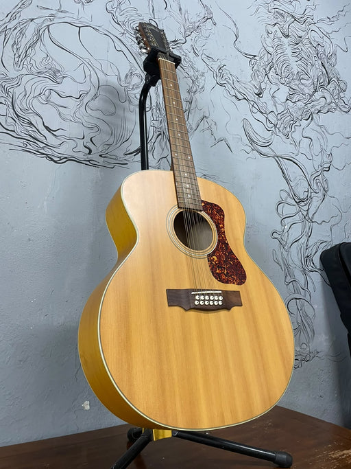 Guild F2512E Docerola