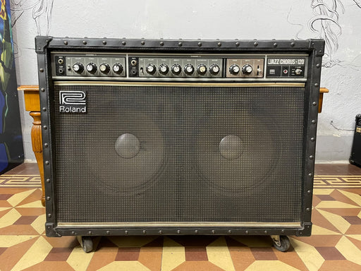 Roland Jazz Chorus 120 JC-120