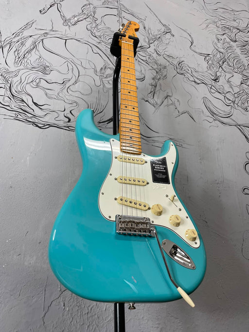 Fender Stratocaster Player ll Aquatone Blue