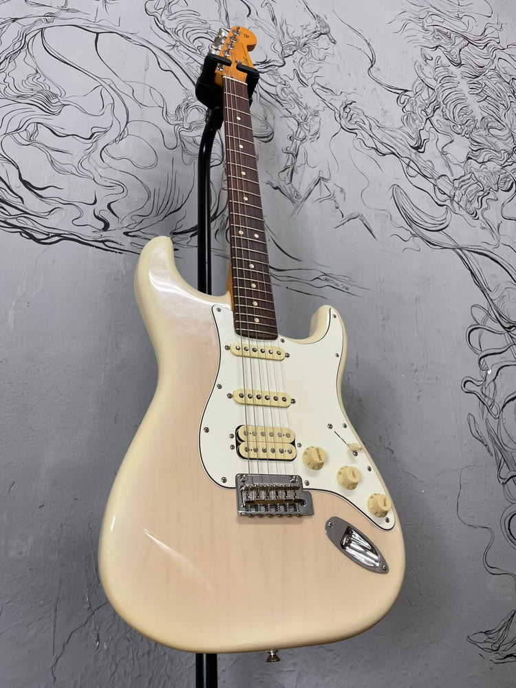 Fender Player II Stratocaster HSS White Blonde