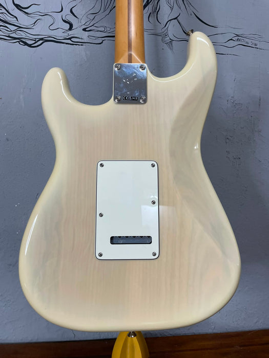 Fender Player II Stratocaster HSS White Blonde