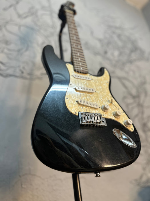 Starcaster by Fender