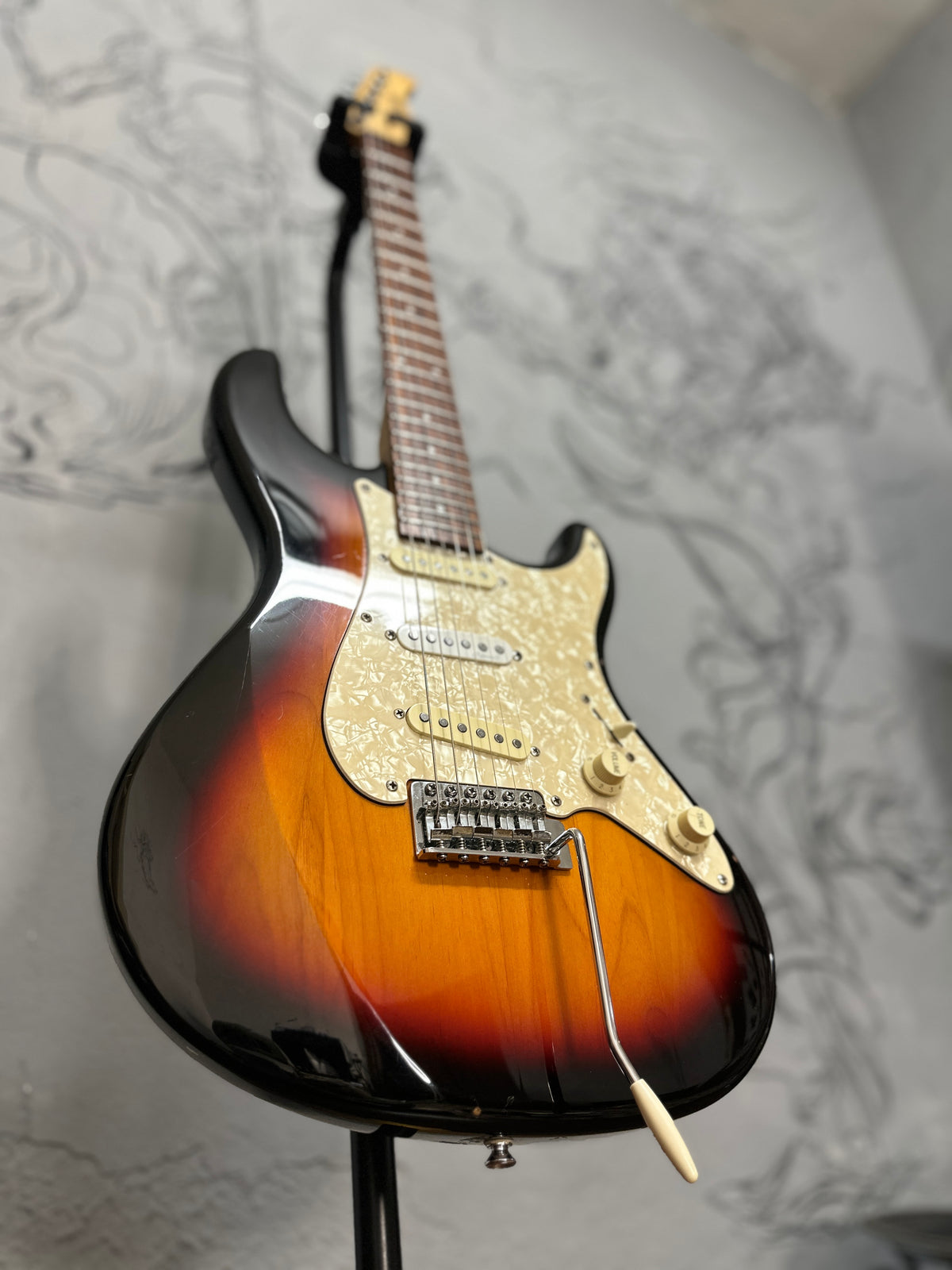 Fernandes Retrorocket USADA — Pepis Music - The Musician's Cavern