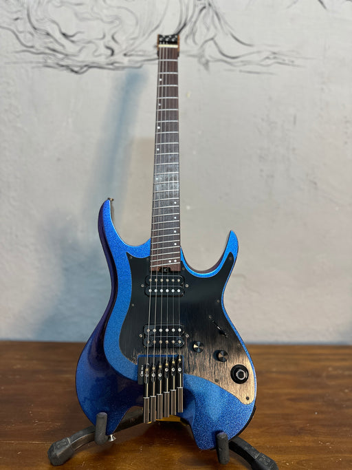 GTRS W900 - Guitarra eléctrica inteligente sin cabeza con efectos